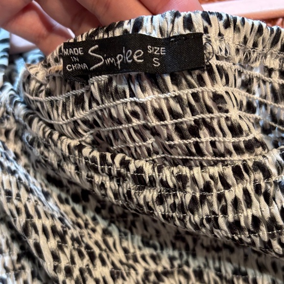 Simplee Apparel Leopard Print Romper - Picture 2 of 7